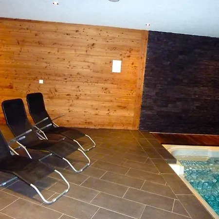 Mont.lac Hotell *
