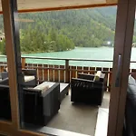 Hotel Mont.lac *